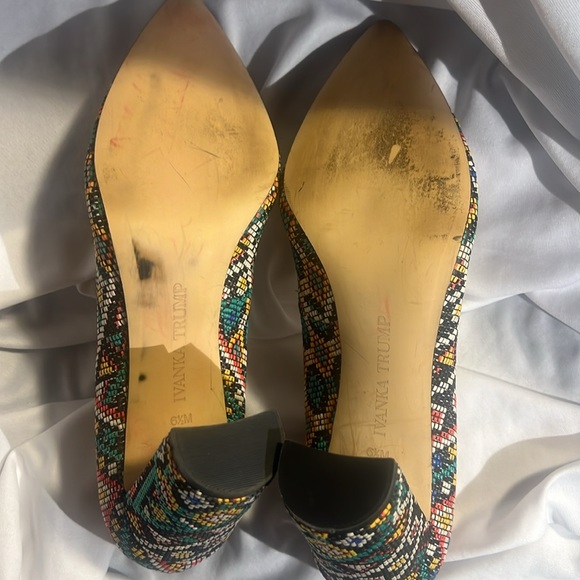 IVANKA TRUMP BEADED HEELS - Picture 5 of 8